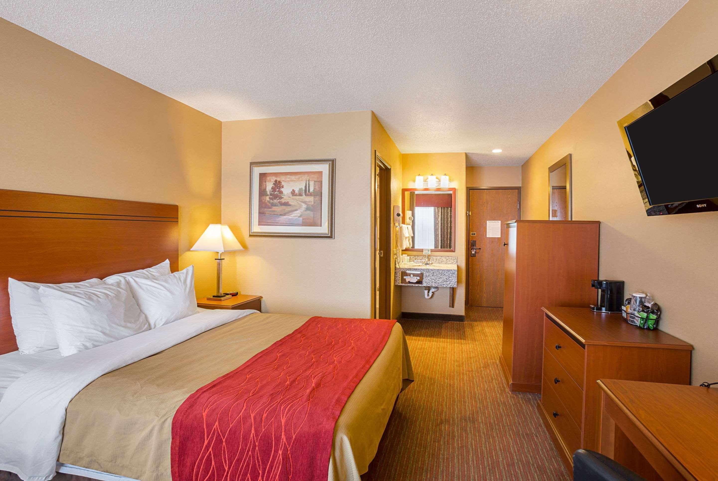 Quality Inn York Bagian luar foto