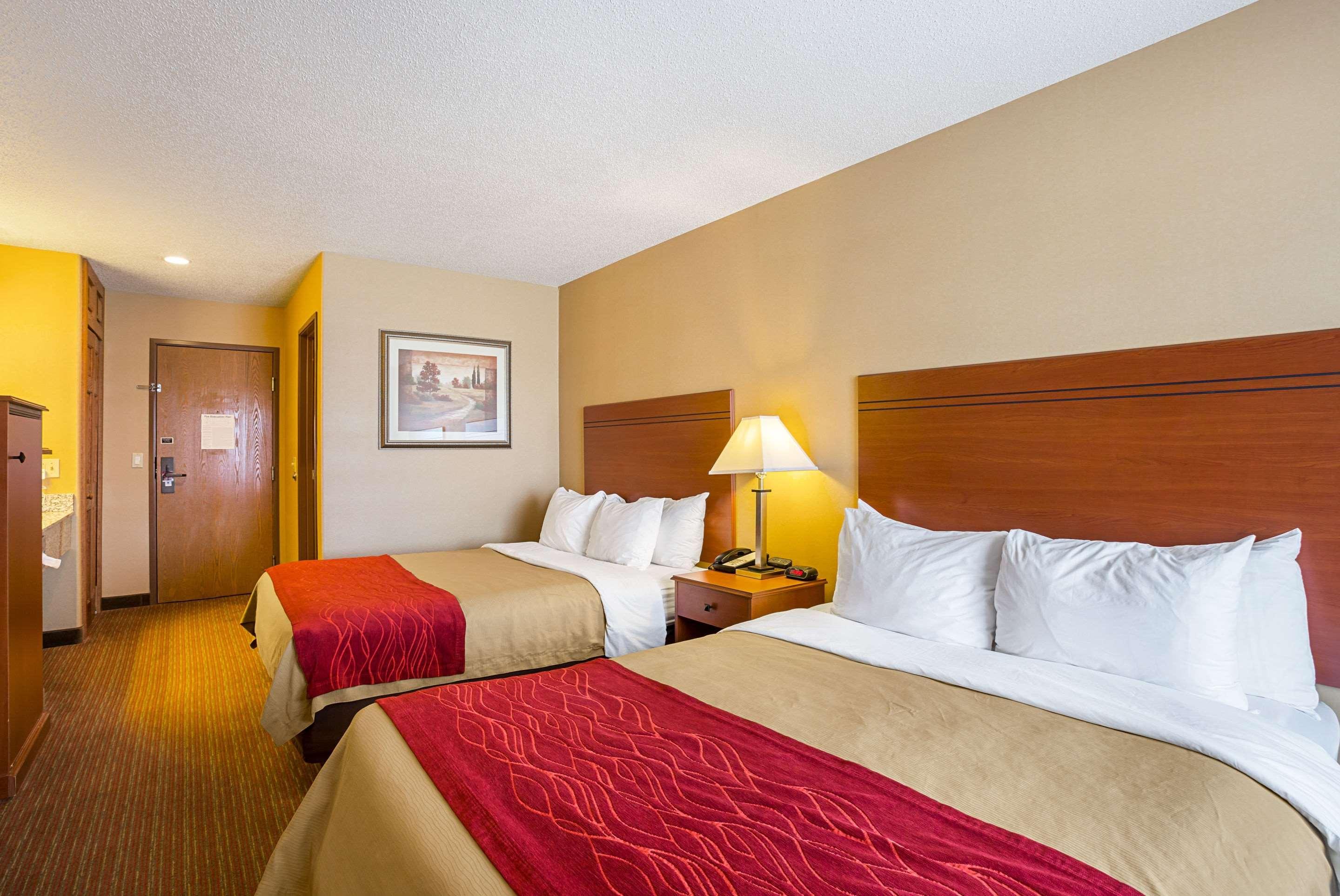 Quality Inn York Bagian luar foto