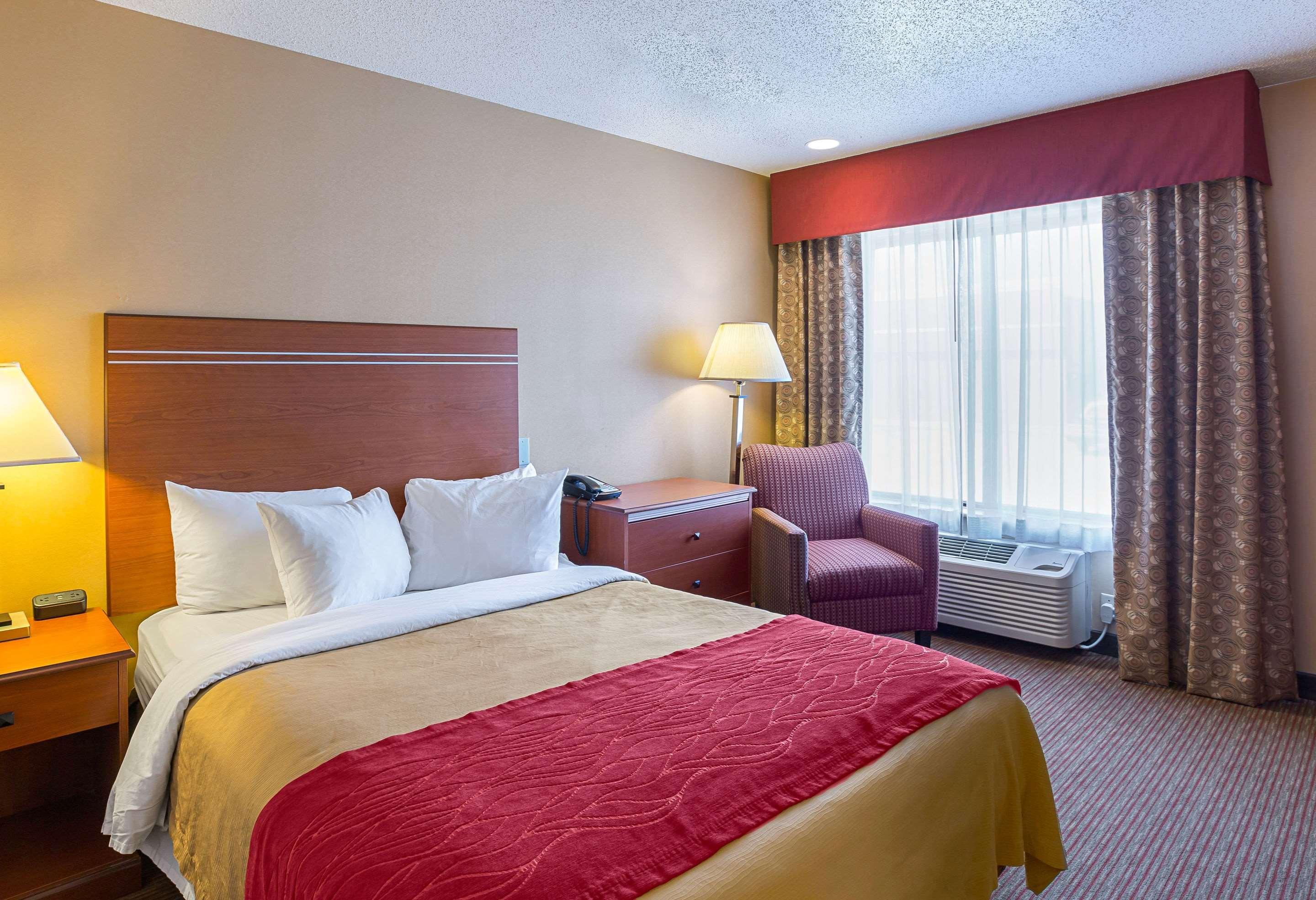 Quality Inn York Bagian luar foto