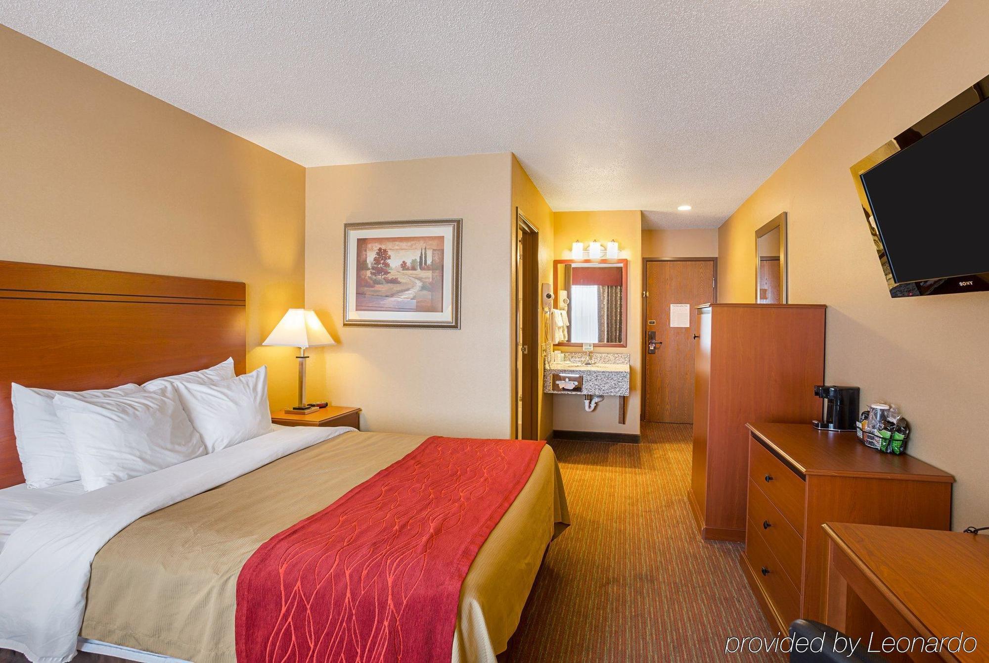 Quality Inn York Bagian luar foto